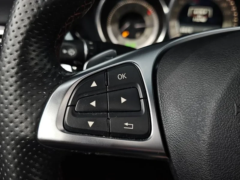 Mercedes-Benz CLS 400 W218 Amg Line, снимка 15 - Автомобили и джипове - 55940047