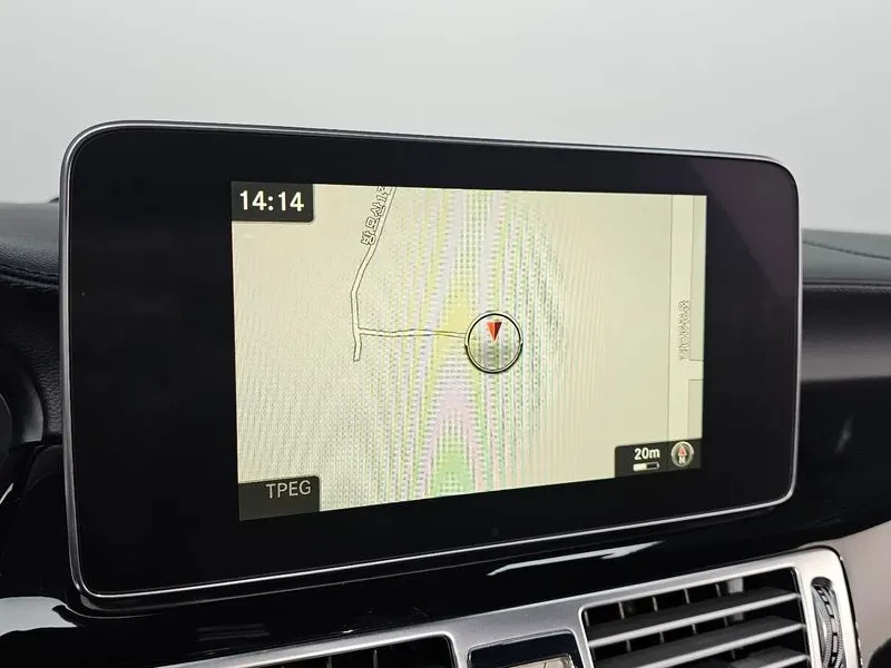 Mercedes-Benz CLS 400 W218 Amg Line, снимка 13 - Автомобили и джипове - 55940047