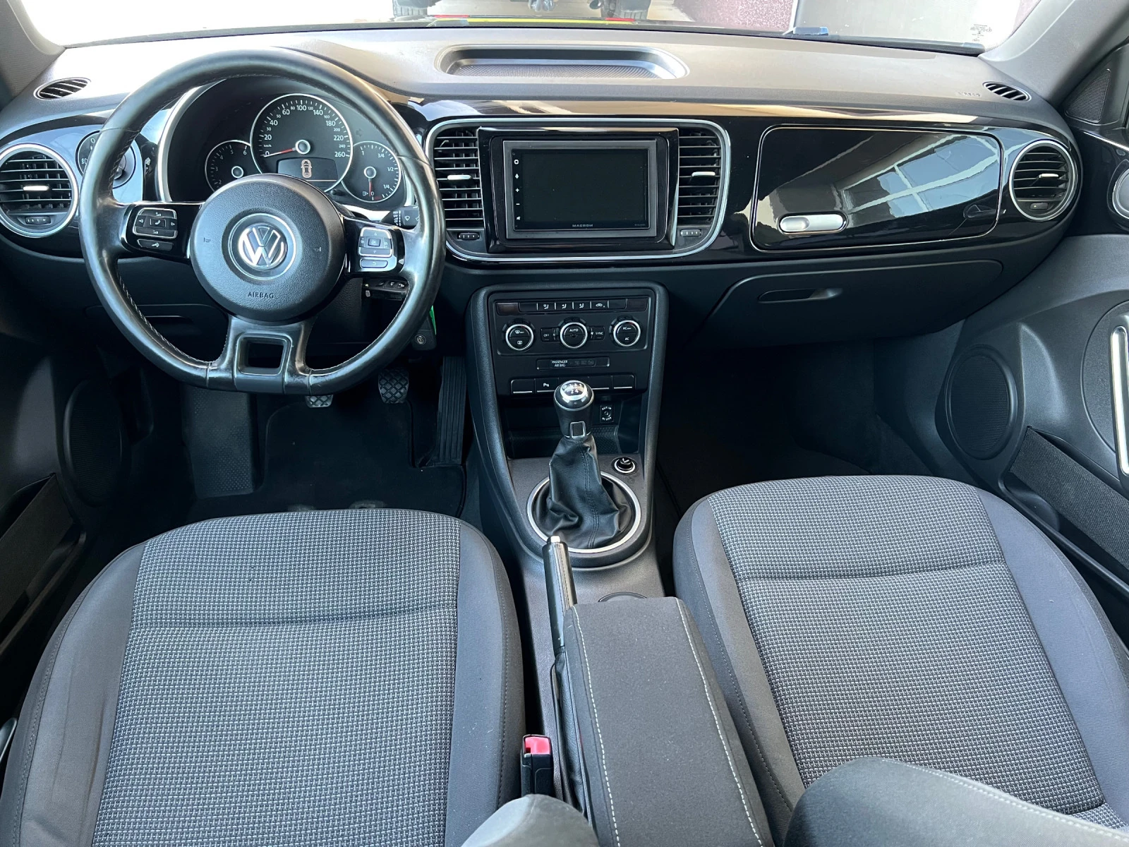 VW Beetle Евро 5B/1.6/105 кс | Mobile.bg — изображение 15