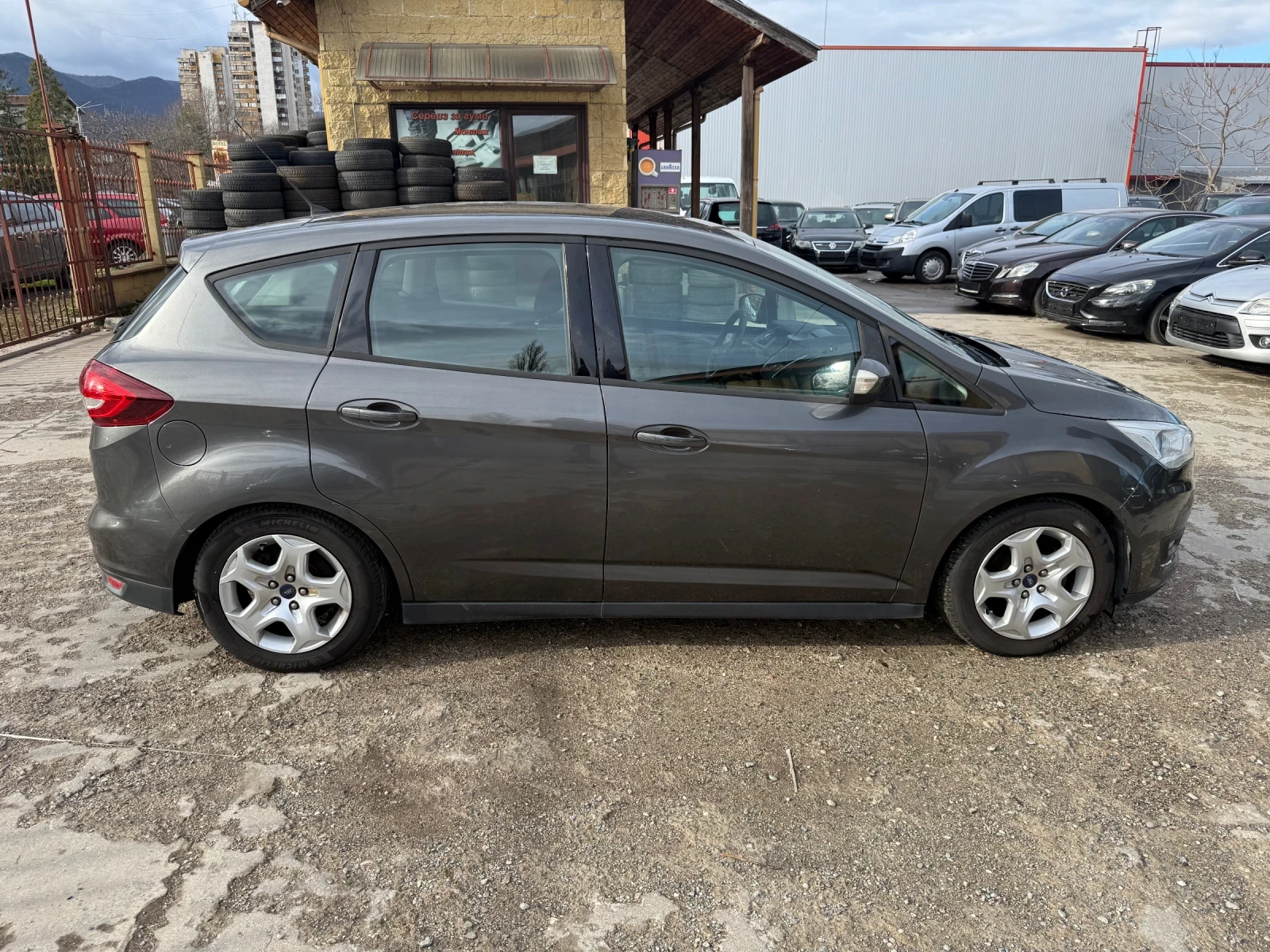 Ford C-max 1.6i Газ навигация - изображение 4