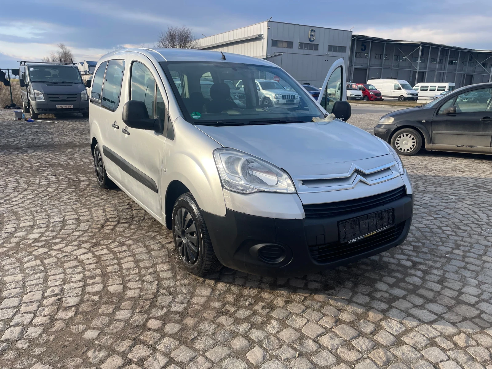 Citroen Berlingo 1.6 HD? / EURO 4/ 5Местен - изображение 2