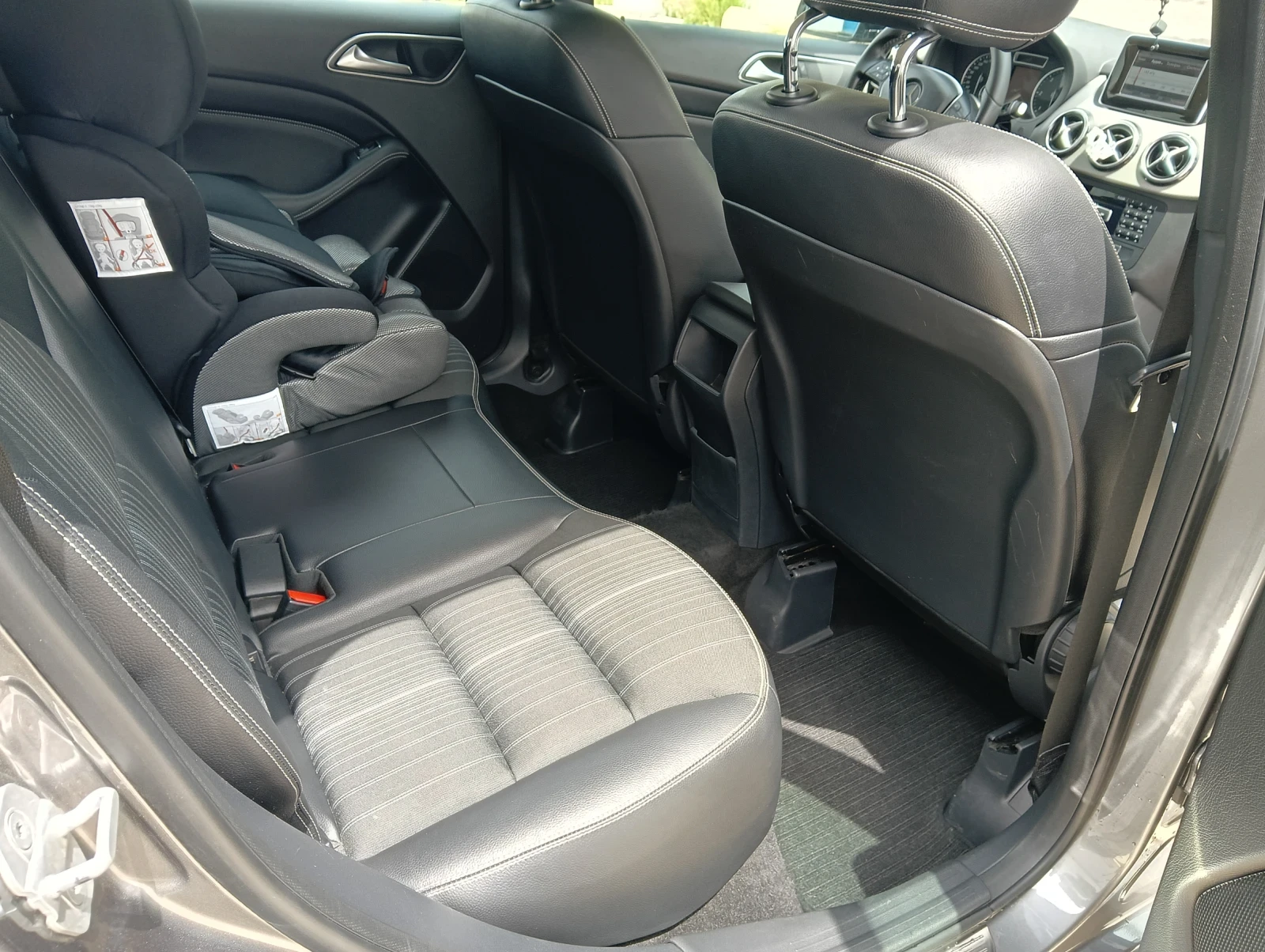 Mercedes-Benz B 180  - изображение 5