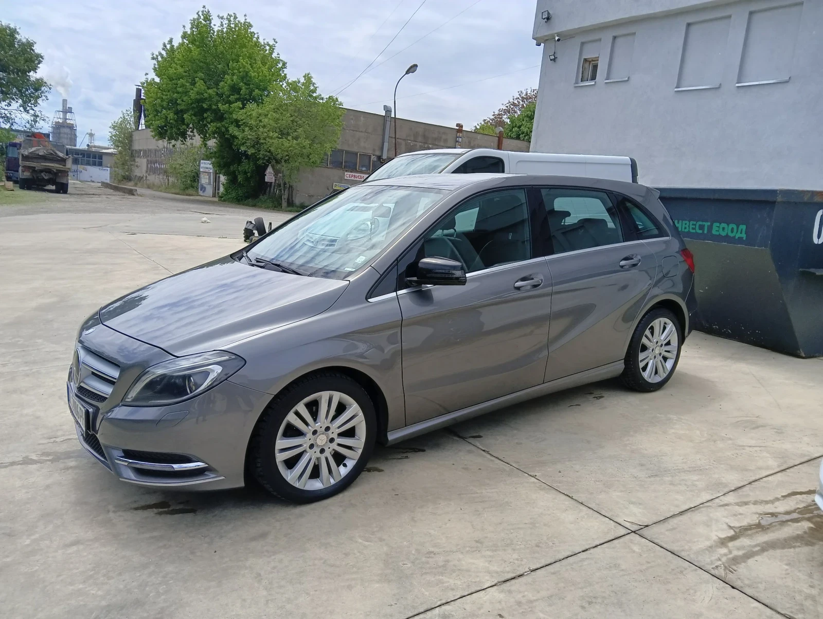 Mercedes-Benz B 180  - изображение 2