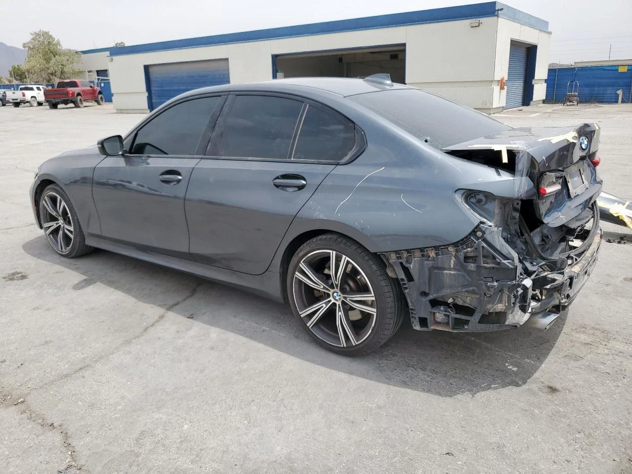 BMW 330  - изображение 5