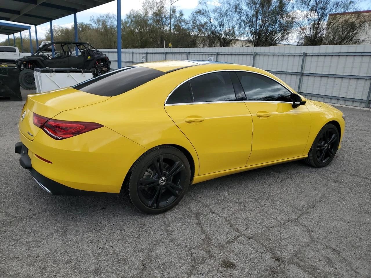 Mercedes-Benz CLA 250 4MATIC* Обудхване* Панорама* Keyless* Ambient - изображение 3