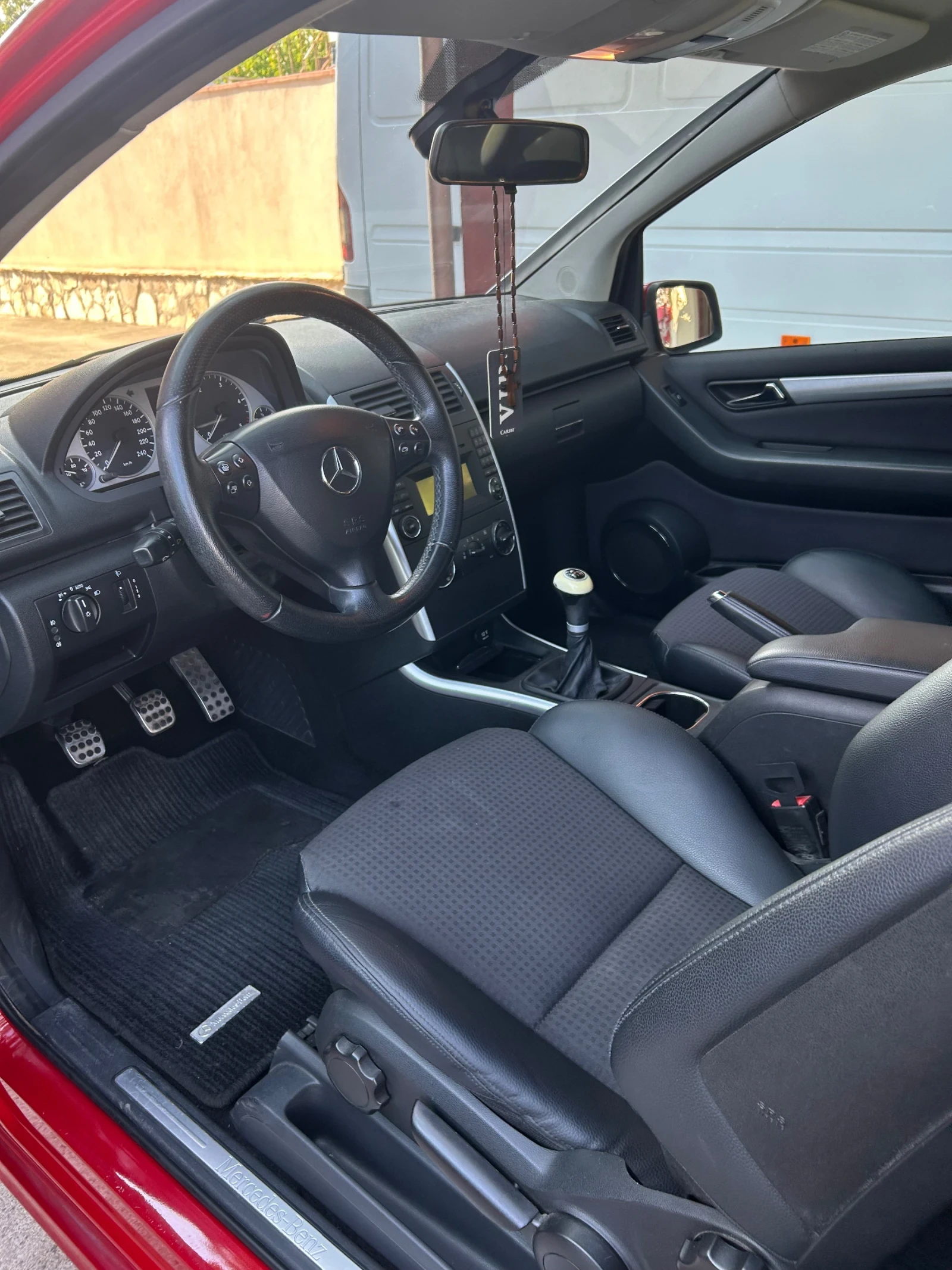 Mercedes-Benz A 180 CDI - изображение 3