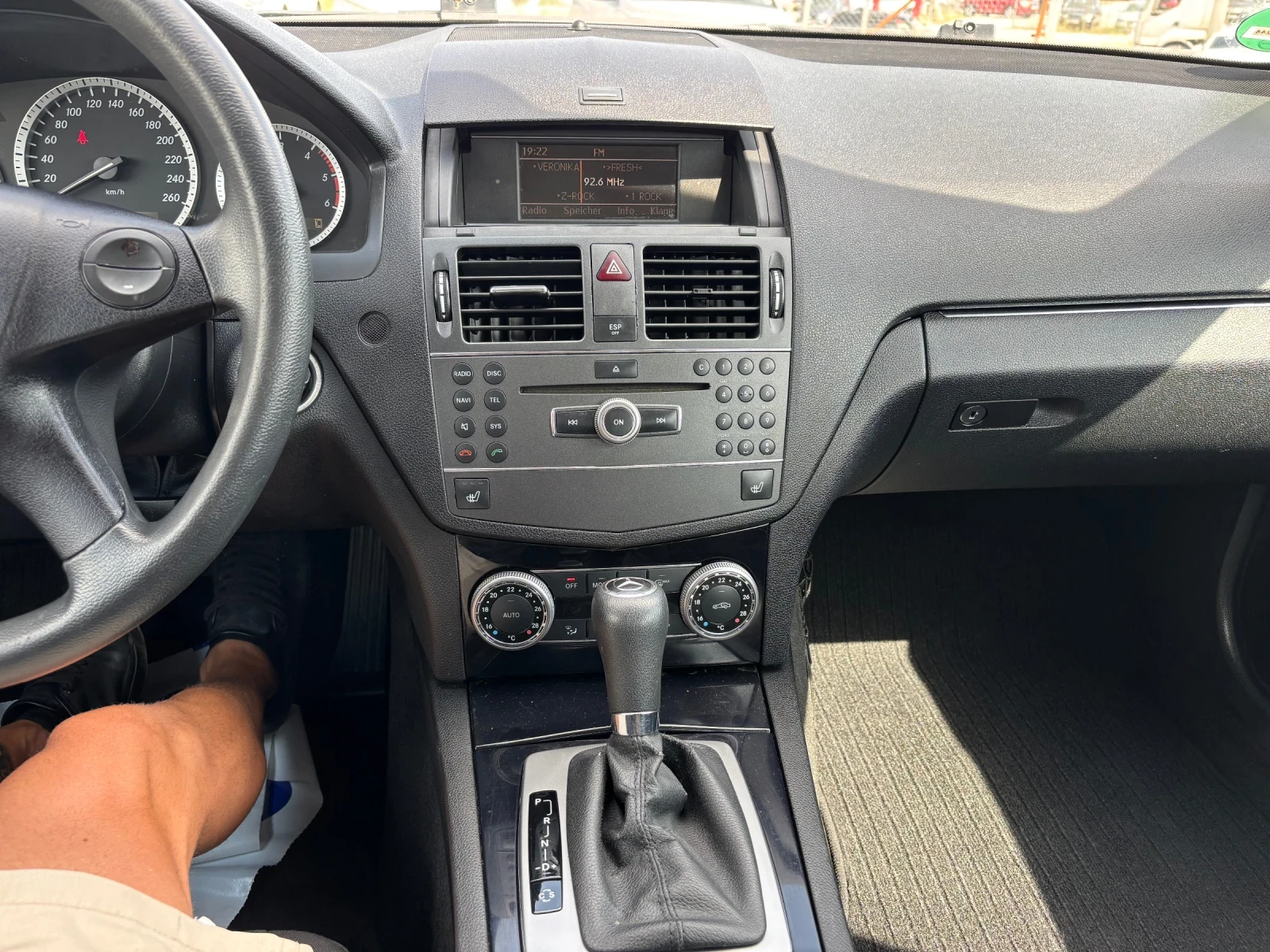 Mercedes-Benz C 200 2.2-136,  | Mobile.bg   11