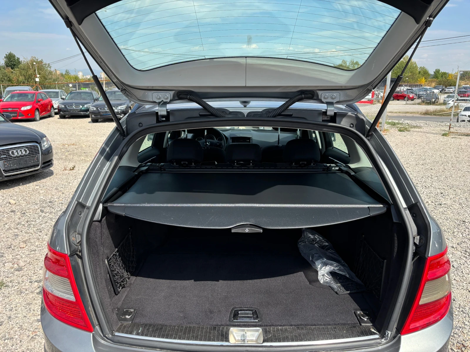 Mercedes-Benz C 200 2.2-136,  | Mobile.bg   14