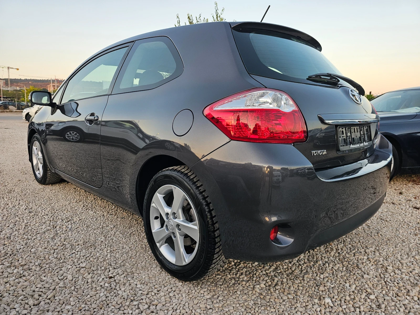 Toyota Auris 1.4D-4D, АВТОМАТИК  - изображение 6