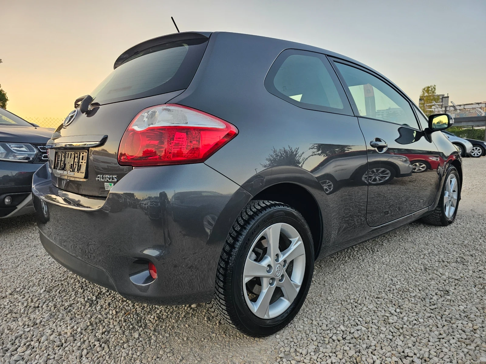 Toyota Auris 1.4D-4D, АВТОМАТИК  - изображение 4