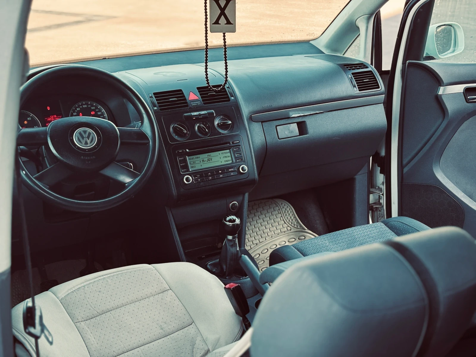 VW Touran VW Touran 1.9TDI 105 - изображение 9