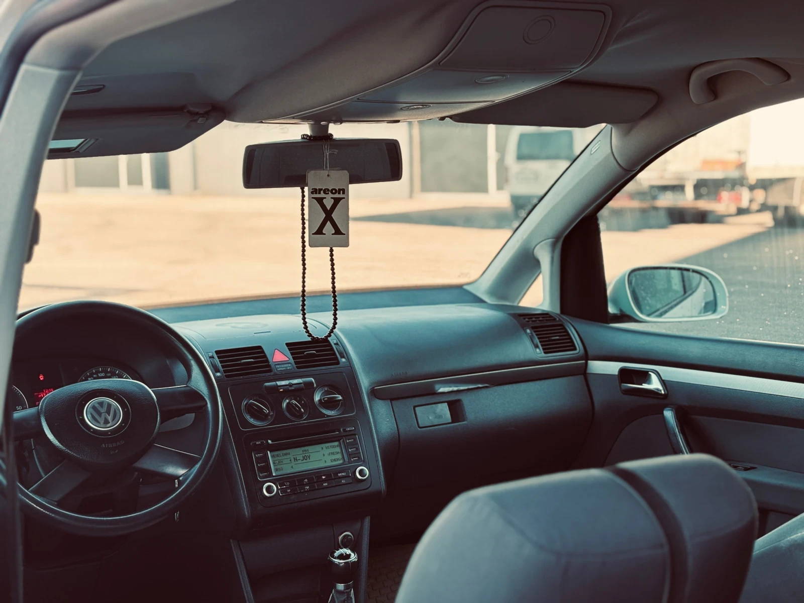 VW Touran VW Touran 1.9TDI 105 - изображение 8