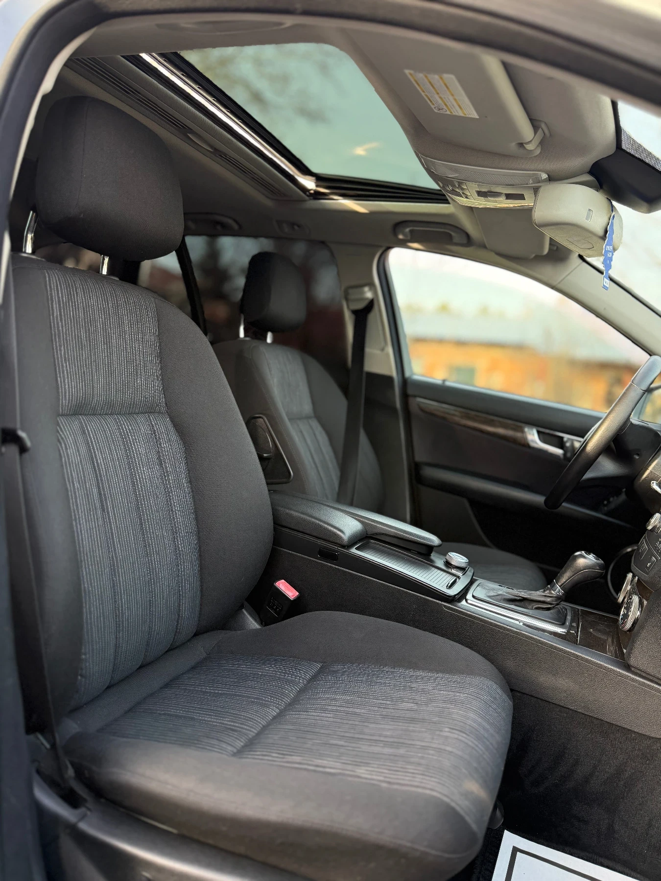 Mercedes-Benz C 220 2.2 170 Automatic OM646 Elegance, снимка 10 - Автомобили и джипове - 53758594