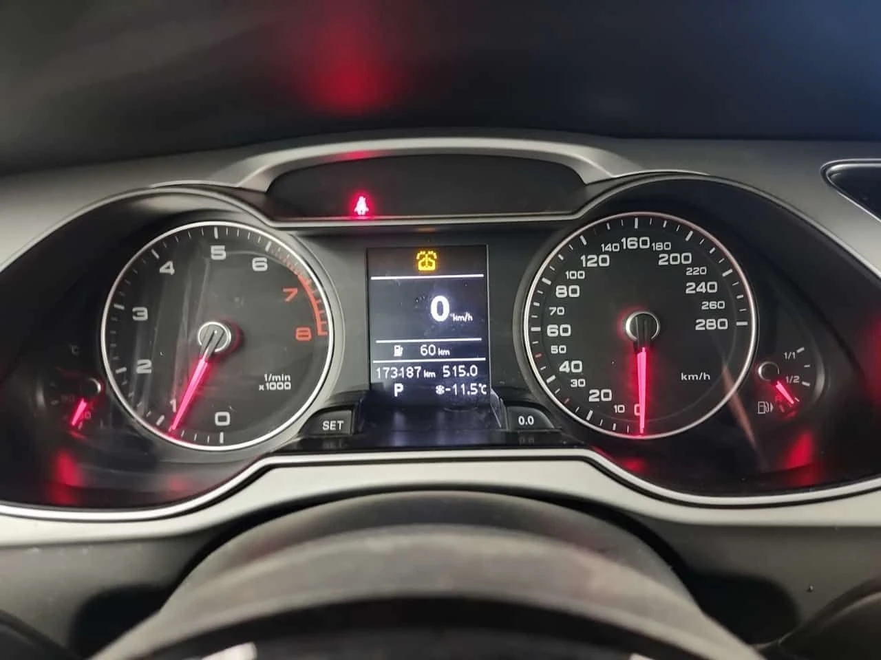 Audi A4 S LINE/KOMFORT PLUS/CARFAX/ПОДГРЕВ/ПАНОРАМА, снимка 9 - Автомобили и джипове - 53940888