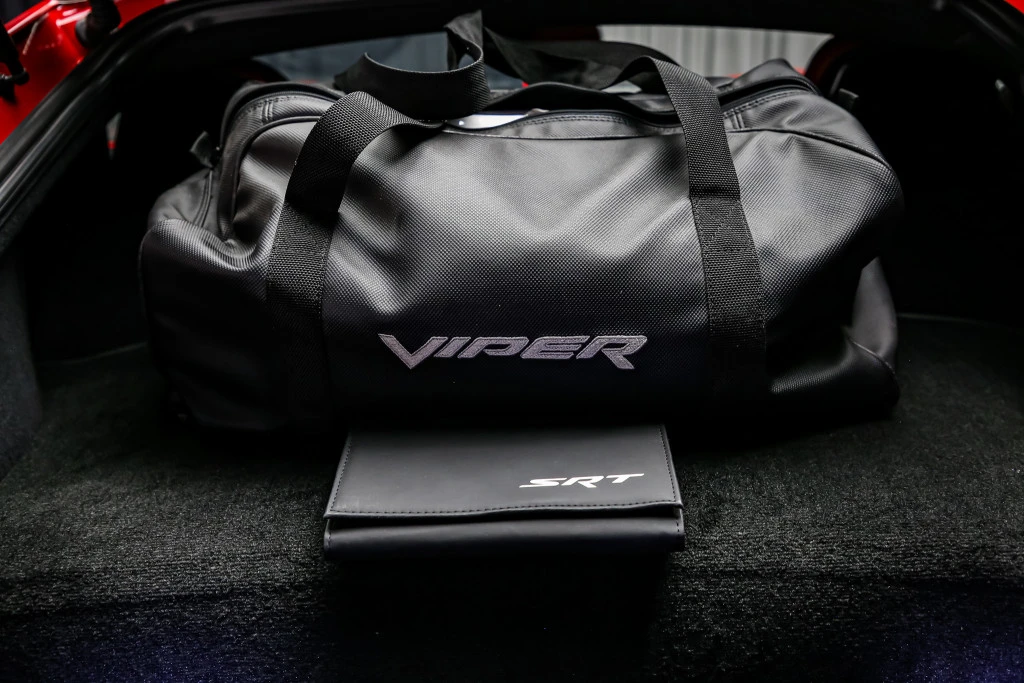 Dodge Viper GTS V10, снимка 11 - Автомобили и джипове - 53941220