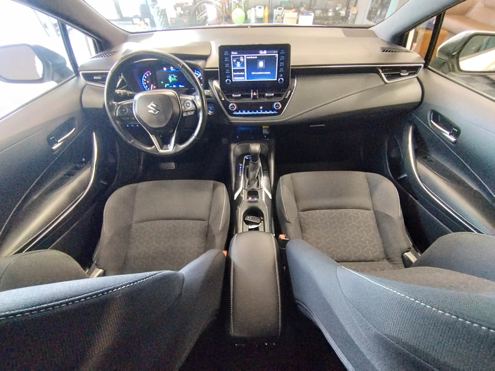 Suzuki Swace 1.8 hybrid 126000kм, снимка 6 - Автомобили и джипове - 54128271