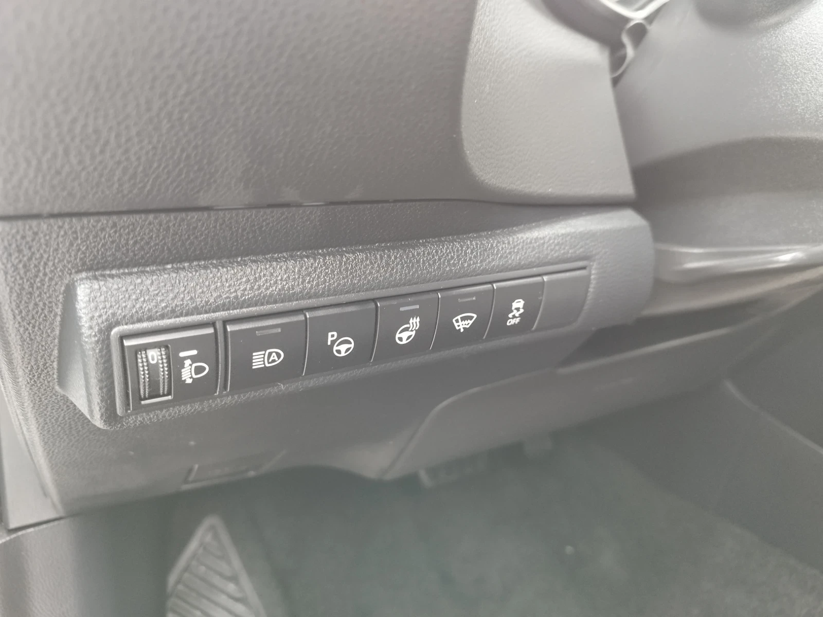 Suzuki Swace 1.8 hybrid 126000kм, снимка 11 - Автомобили и джипове - 54128271