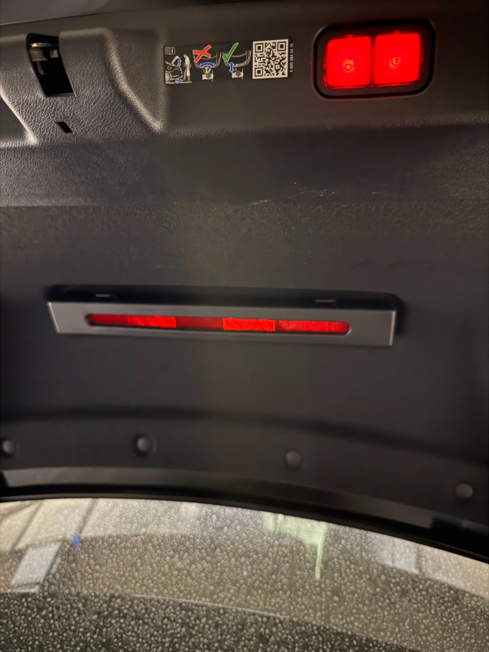 Mercedes-Benz E 300 e, снимка 5 - Автомобили и джипове - 54290133