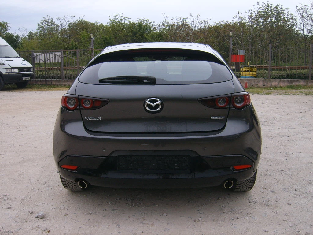 Mazda 3 2, 0 i, снимка 4 - Автомобили и джипове - 54357228
