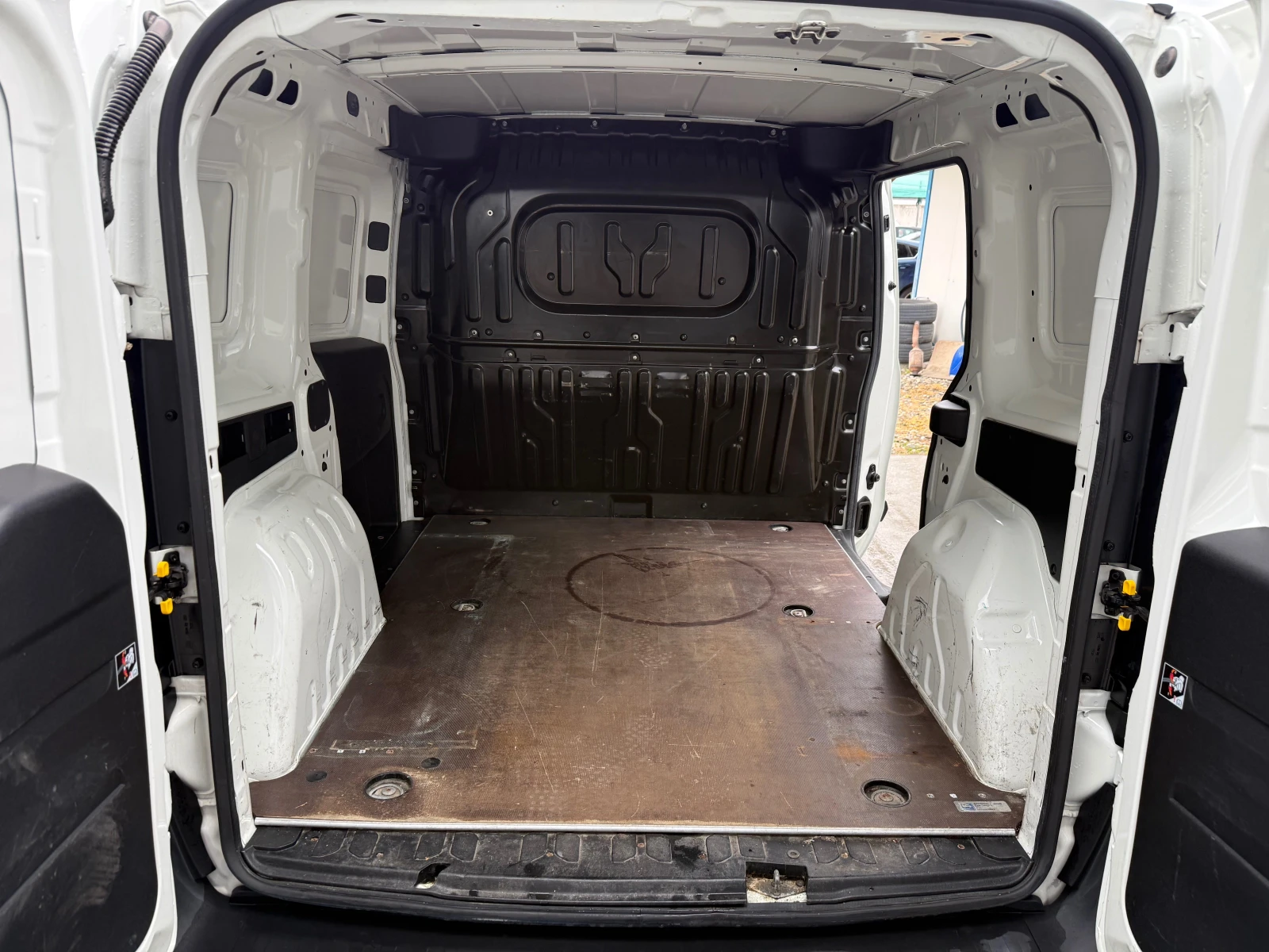 Opel Combo 1.3MJT -VAN -KLIMA, снимка 10 - Автомобили и джипове - 54479017