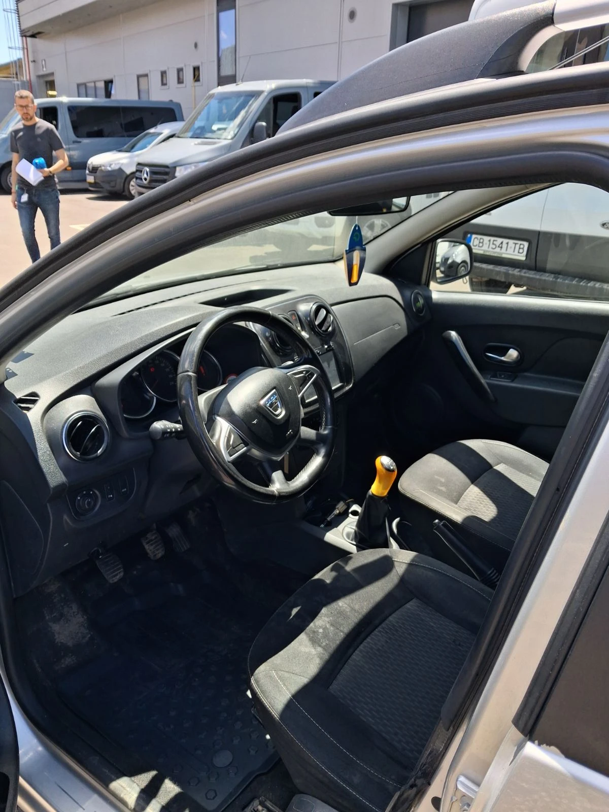 Dacia Logan 1.5 dci, снимка 8 - Автомобили и джипове - 54761888