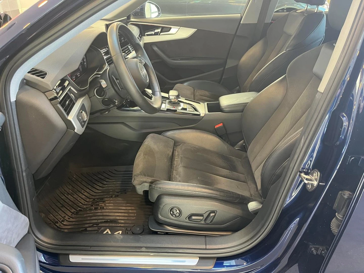 Audi A4 | Mobile.bg � ����������� 5