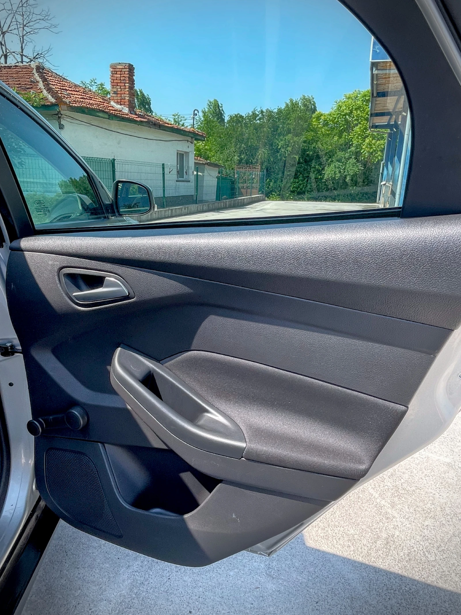 Ford Focus 1.0 EcoBoost, снимка 9 - Автомобили и джипове - 54793573