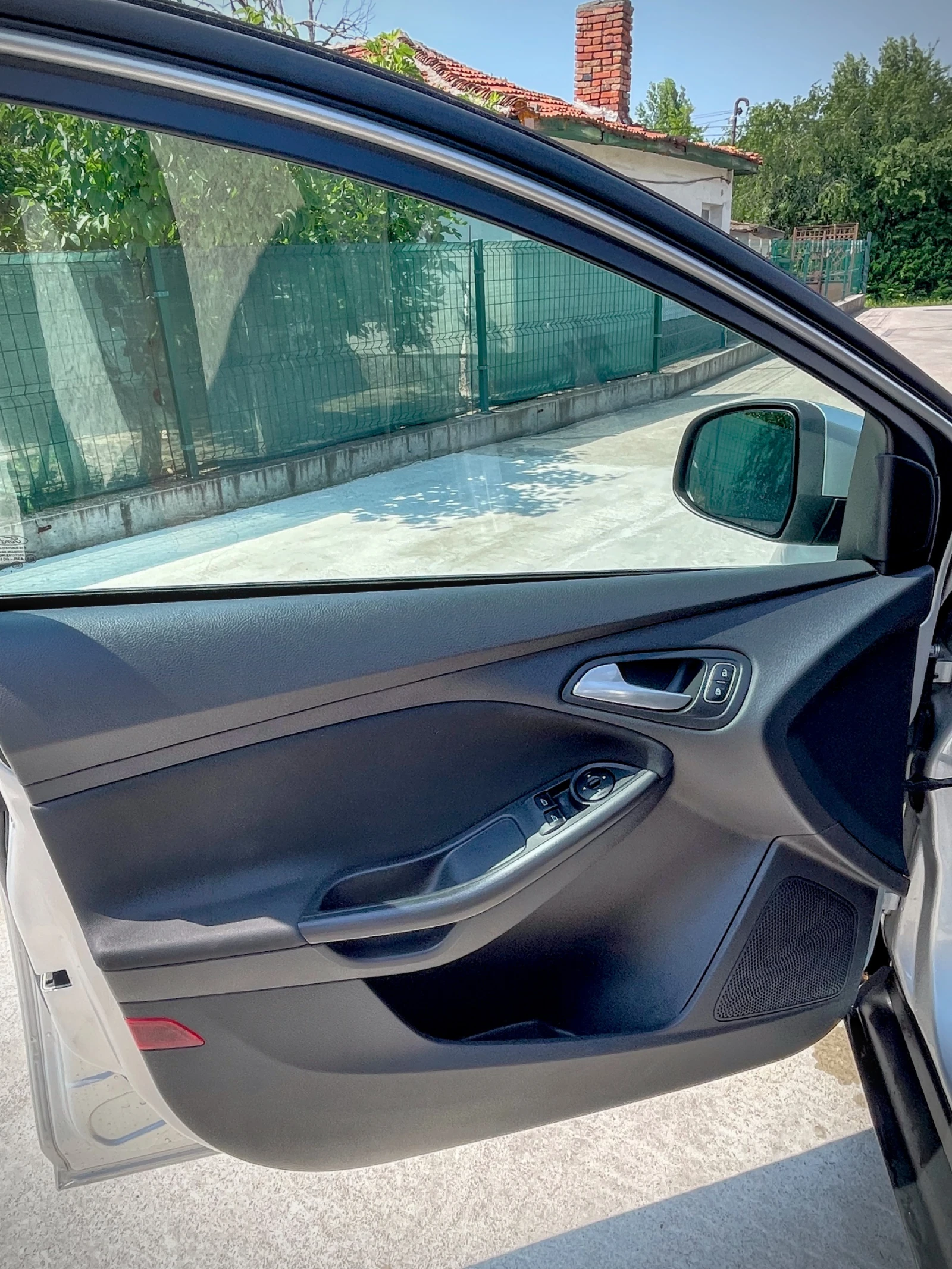 Ford Focus 1.0 EcoBoost, снимка 14 - Автомобили и джипове - 54793573