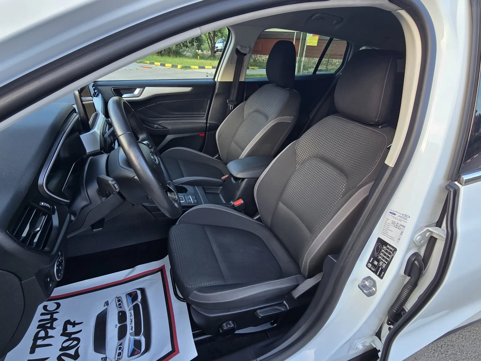 Ford Focus Топ състояние само на 74 000 км неразличимо от нов, снимка 14 - Автомобили и джипове - 54990804