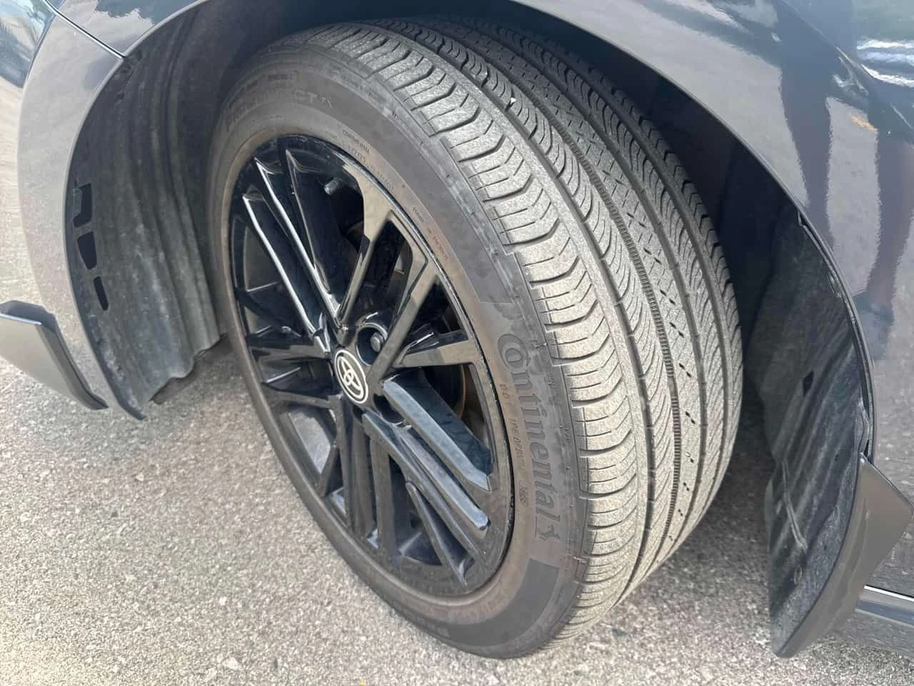 Toyota Camry * CVT AWD * CARFAX * ОПЦИЯ ЗА ФИНАНСИРАНЕ, снимка 17 - Автомобили и джипове - 55684337