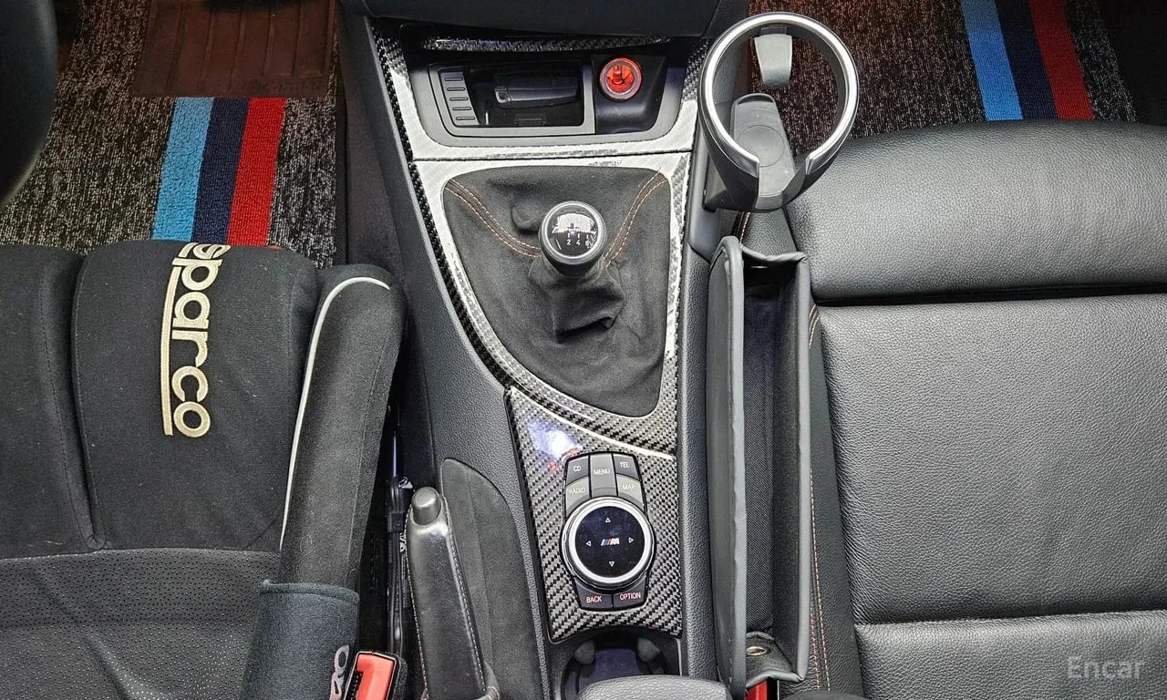 BMW 1M * Coupe * ПОДГРЕВ * ПАРКТРОНИЦИ * АВТОКРЕДИТ * , снимка 9 - Автомобили и джипове - 56105251