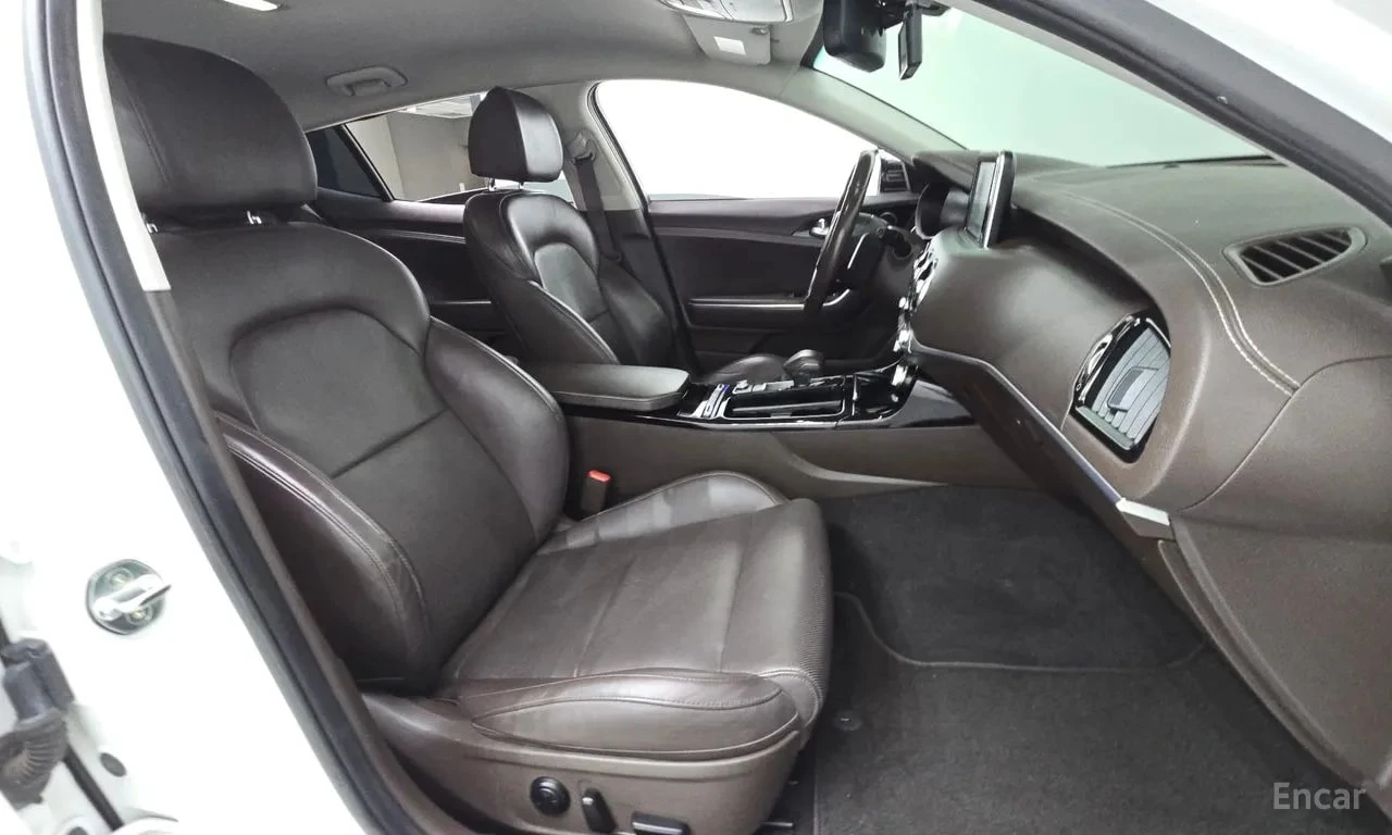 Kia Stinger * 3.3 Turbo AWD * ЦЕНА ДО БГ, снимка 5 - Автомобили и джипове - 56153476