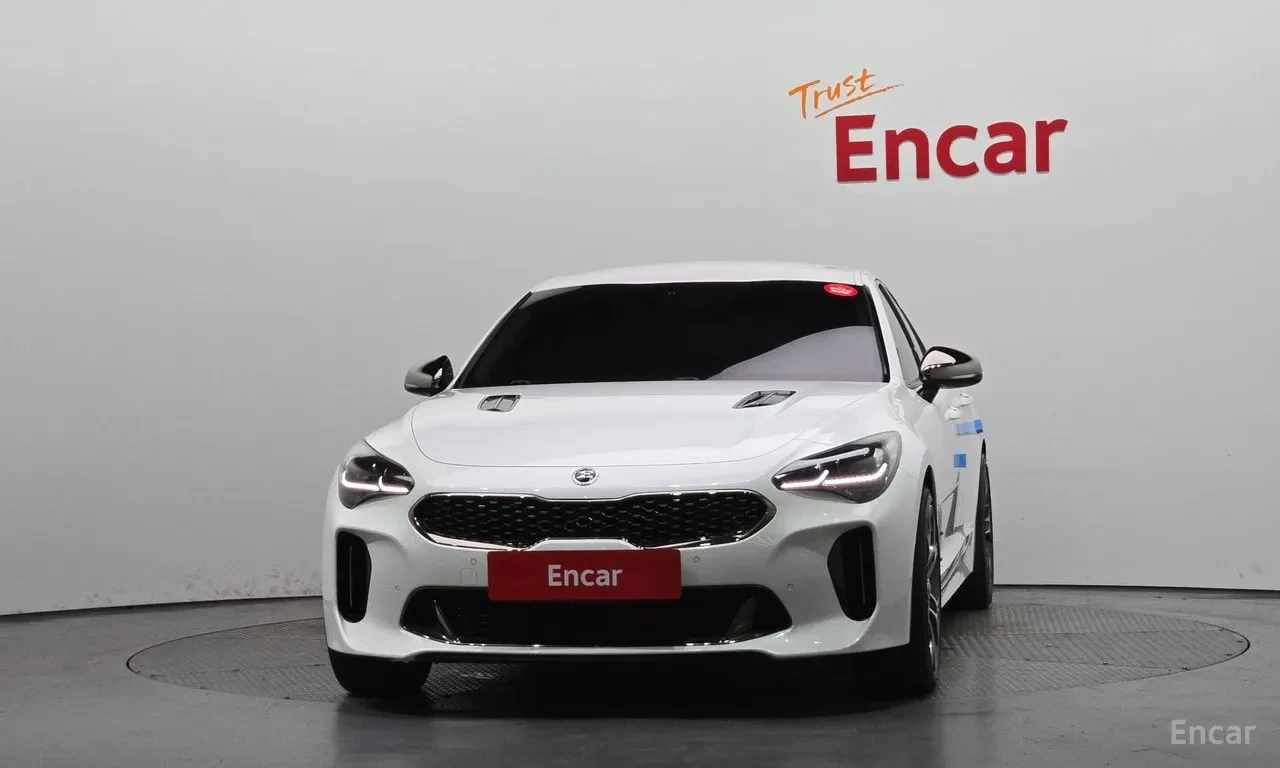 Kia Stinger * 3.3 Turbo AWD * ЦЕНА ДО БГ, снимка 3 - Автомобили и джипове - 56153476