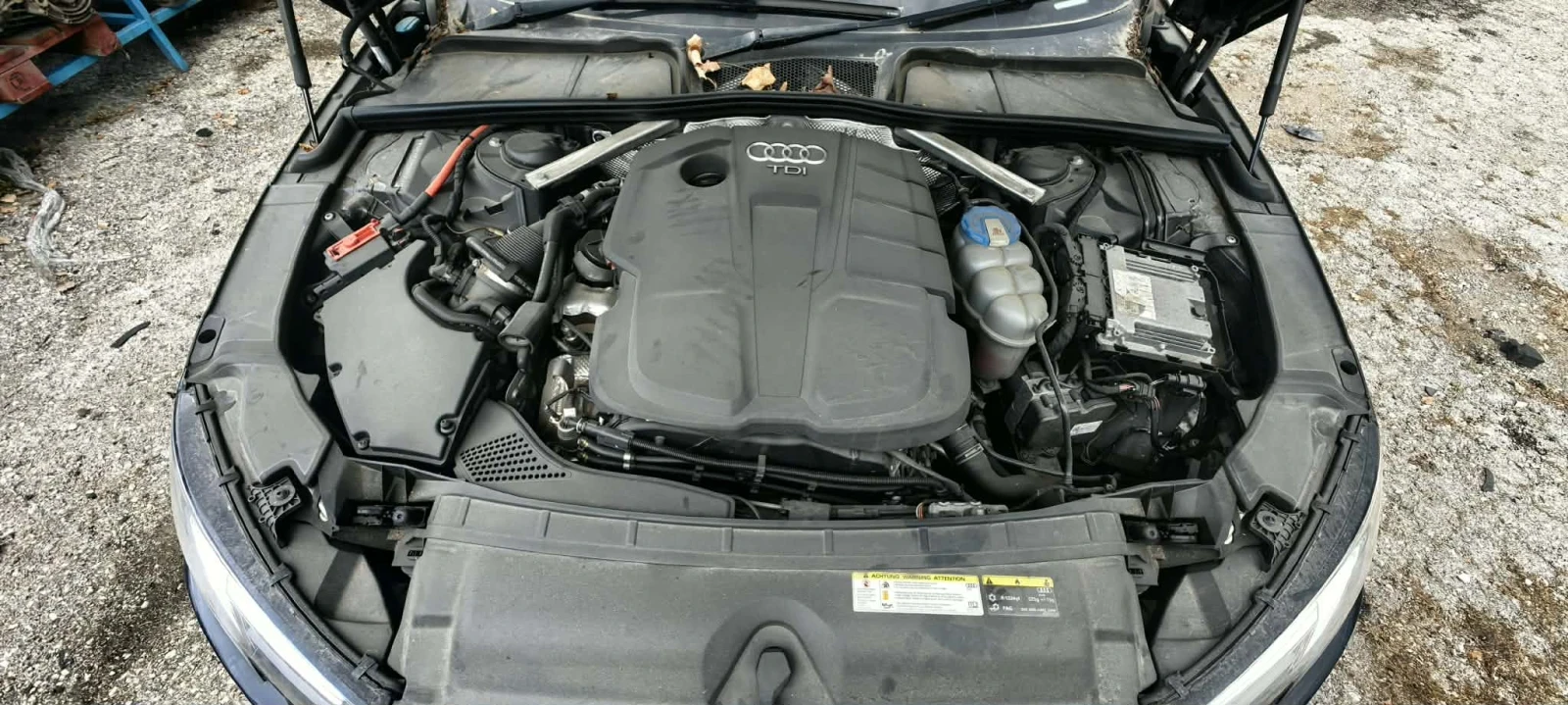Audi A4 2.0 тди, снимка 8 - Автомобили и джипове - 56303928
