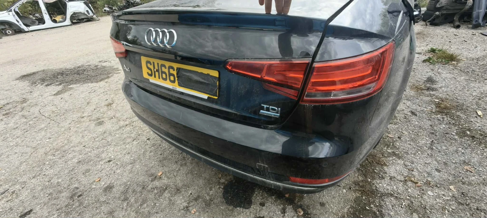 Audi A4 2.0 тди, снимка 6 - Автомобили и джипове - 56303928