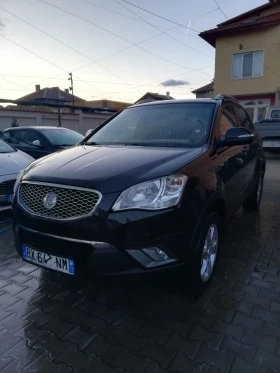 SsangYong Korando 2.0 TD климатроник УНИКАТ КОЖА НОВ , снимка 14