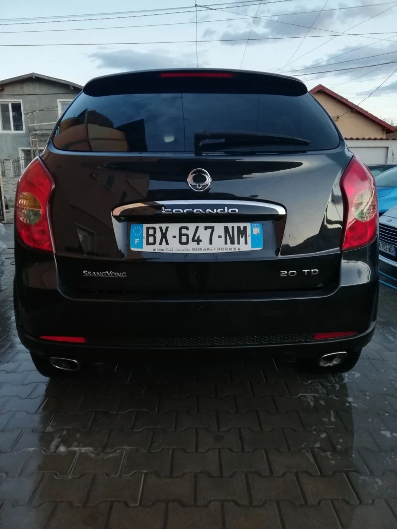 SsangYong Korando 2.0 TD климатроник УНИКАТ КОЖА НОВ , снимка 4 - Автомобили и джипове - 45135374