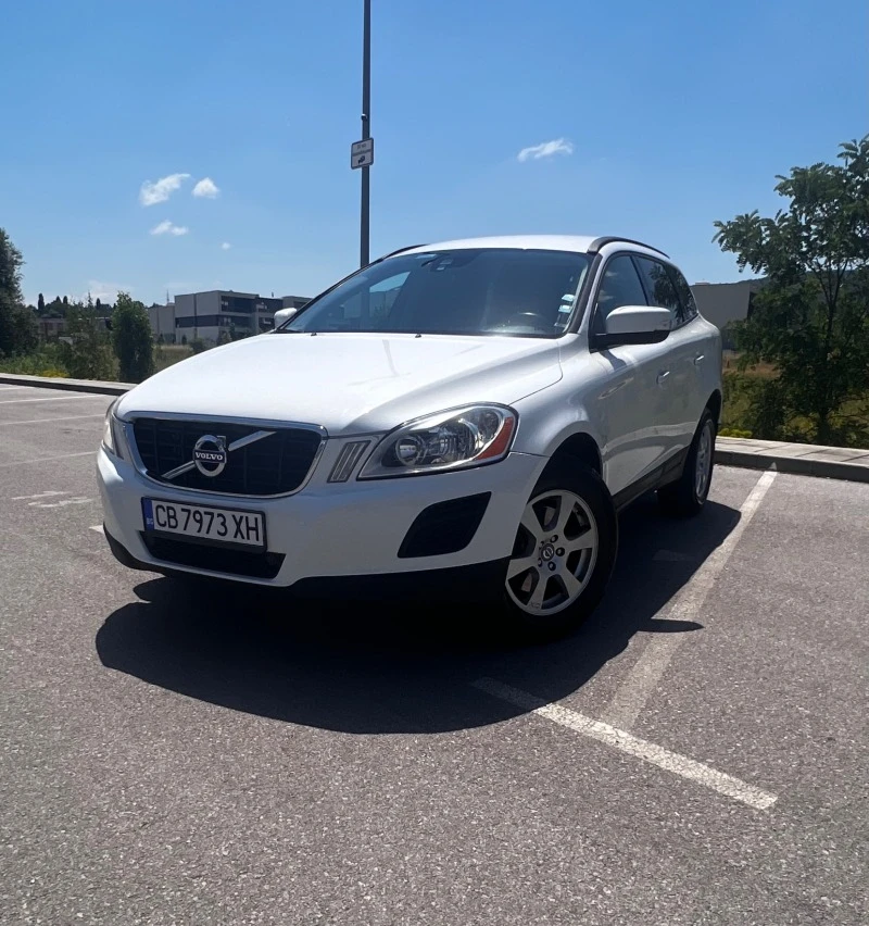 Volvo XC60 D4 AWD, снимка 1 - Автомобили и джипове - 46878466