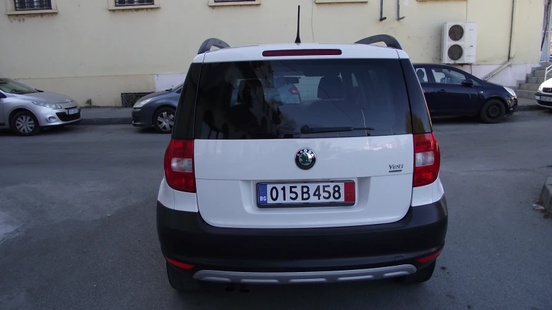 Skoda Yeti 1.6.d.105.k.c.5.100 км., снимка 4 - Автомобили и джипове - 47890749