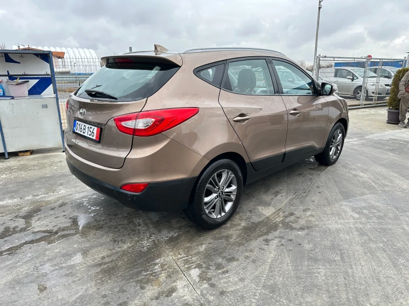 Hyundai IX35 4х4, снимка 3 - Автомобили и джипове - 48212787