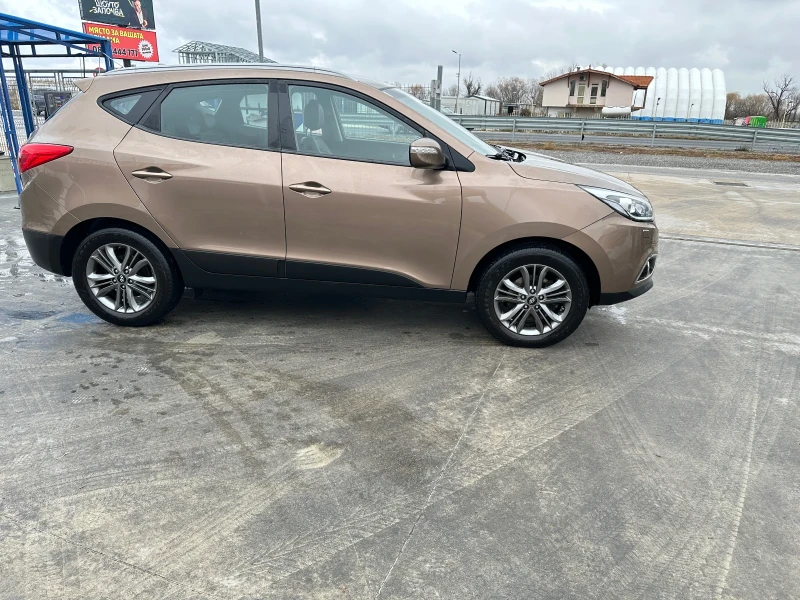 Hyundai IX35 4х4, снимка 5 - Автомобили и джипове - 48212787