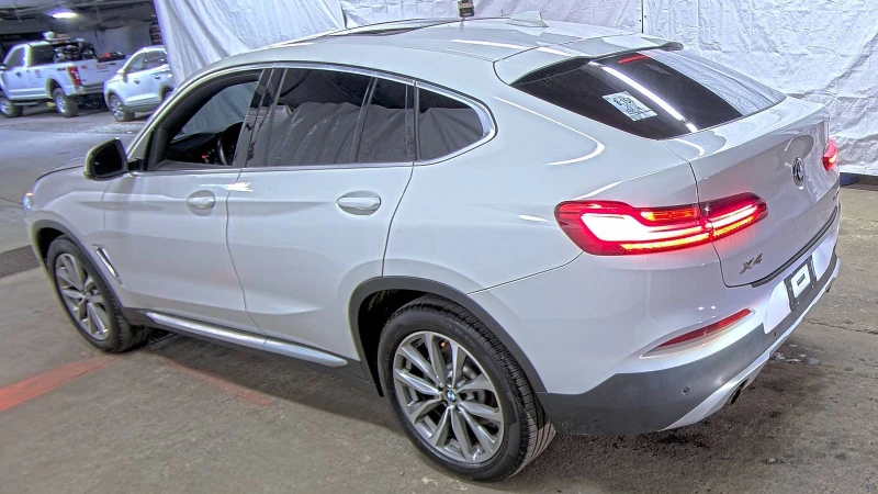 BMW X4 XDRIVE* 30i* ДИГИТАЛНО* ТАБЛО* 360* КАМЕРА* МЪРТВ*, снимка 4 - Автомобили и джипове - 48696764