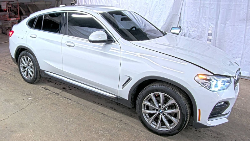 BMW X4 XDRIVE* 30i* ДИГИТАЛНО* ТАБЛО* 360* КАМЕРА* МЪРТВ*, снимка 3 - Автомобили и джипове - 48696764