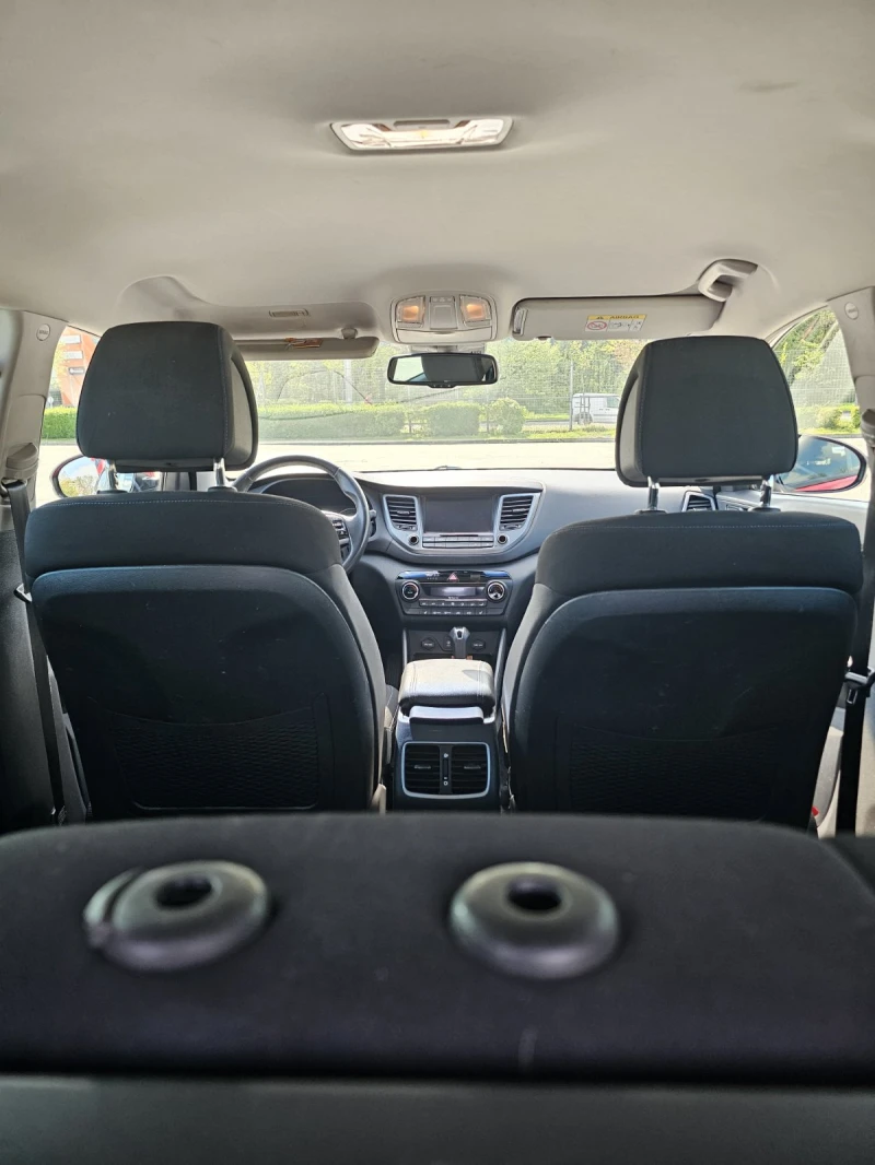 Hyundai Tucson, снимка 6 - Автомобили и джипове - 51296382