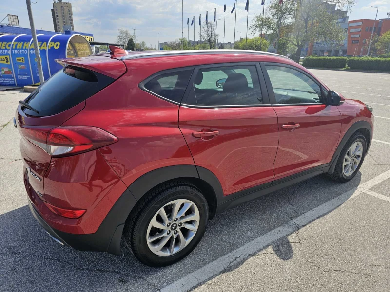 Hyundai Tucson, снимка 3 - Автомобили и джипове - 51296382