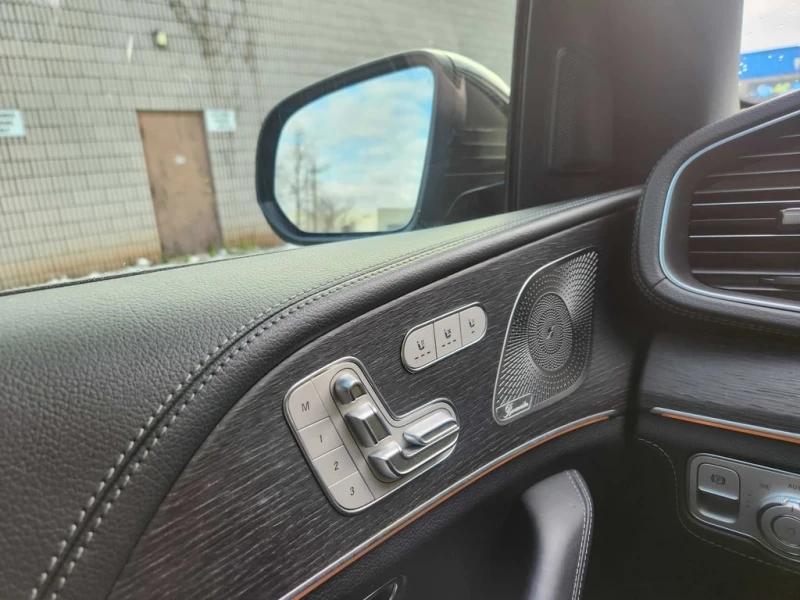 Mercedes-Benz GLE * AMG 53 * CARFAX * БЕЗ ПЪРВОНАЧАЛНА ВНОСКА, снимка 12 - Автомобили и джипове - 52639747