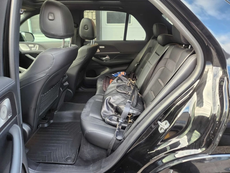 Mercedes-Benz GLE * AMG 53 * CARFAX * БЕЗ ПЪРВОНАЧАЛНА ВНОСКА, снимка 13 - Автомобили и джипове - 52639747
