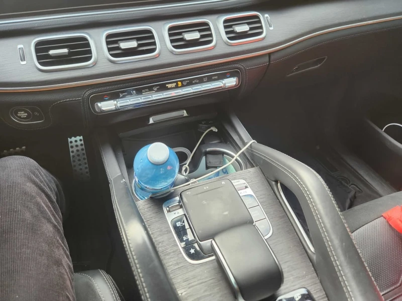 Mercedes-Benz GLE * AMG 53 * CARFAX * БЕЗ ПЪРВОНАЧАЛНА ВНОСКА, снимка 11 - Автомобили и джипове - 52639747