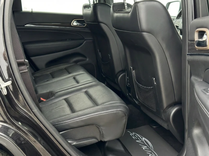 Jeep Grand cherokee, снимка 11 - Автомобили и джипове - 52769364