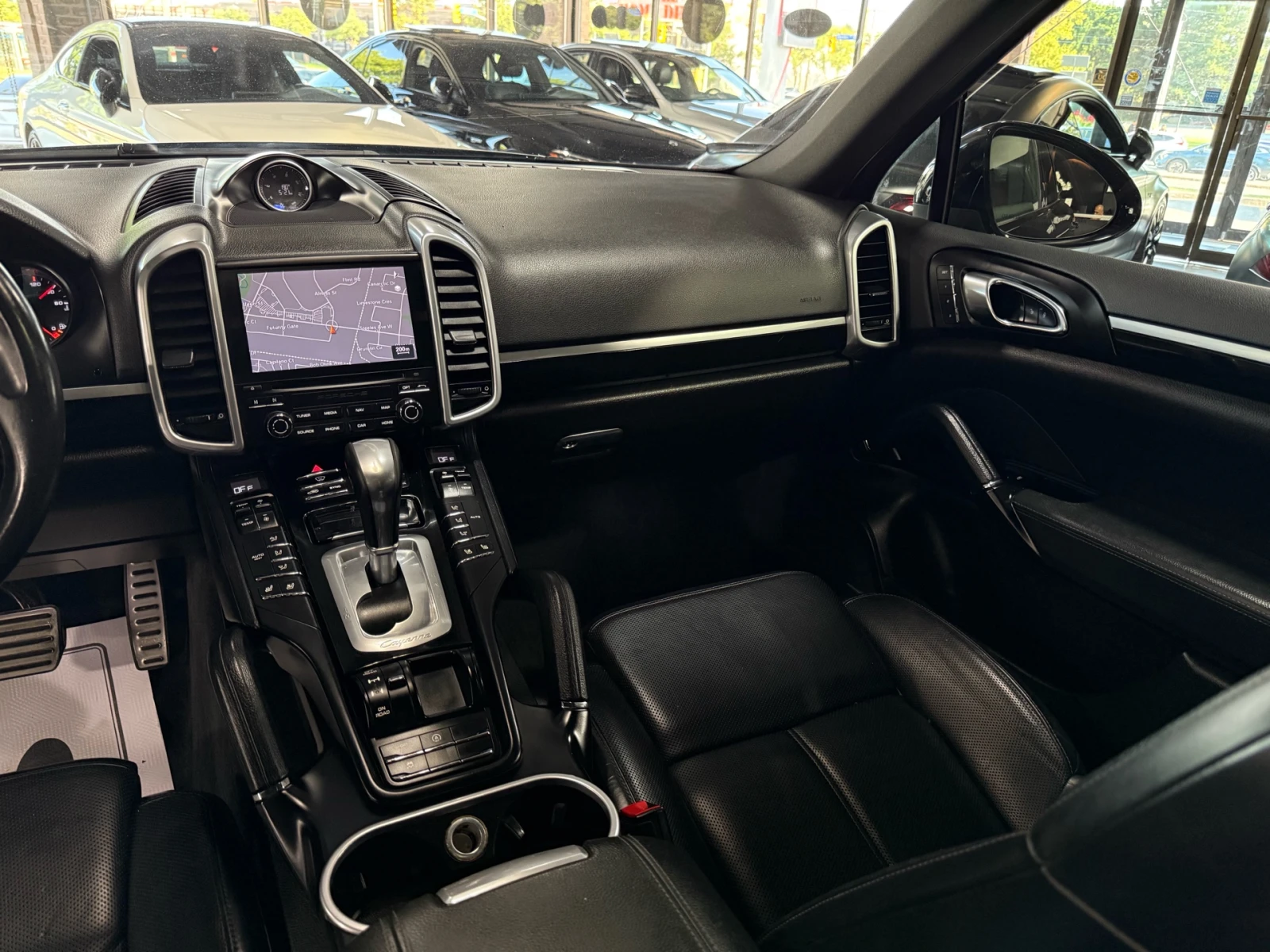 Porsche Cayenne S| PREMIUM-PKG| PANOROOF| BLACK-LEATHER| CAMERA|  - изображение 7